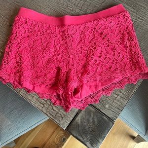 Beautiful crochet pink Lily Pulitzer shorts